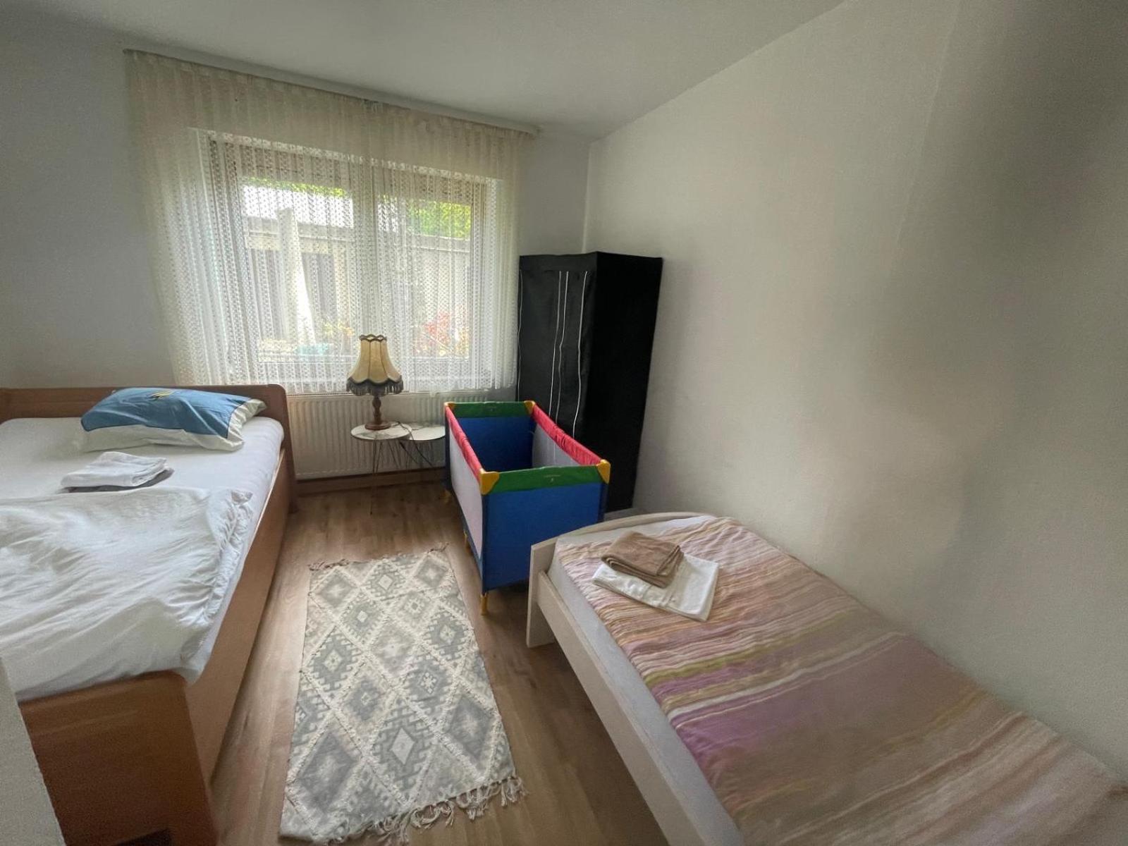Mad Ferienwohnungen 2 Dortmund Esterno foto
